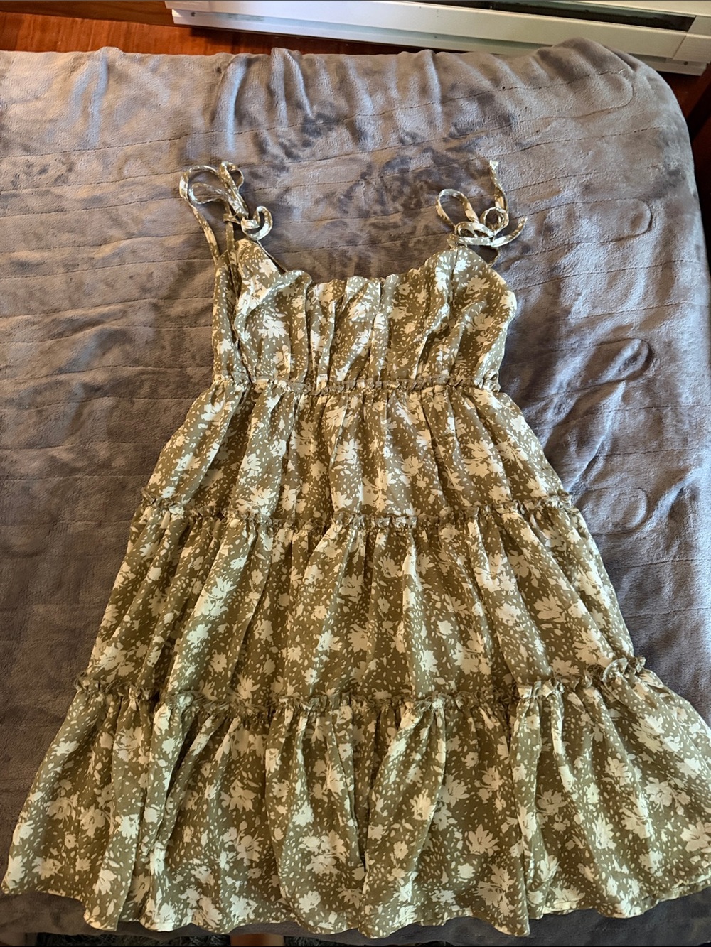 Blu Pepper Olive Green Floral Tie-Shoulder Tiered Sundress